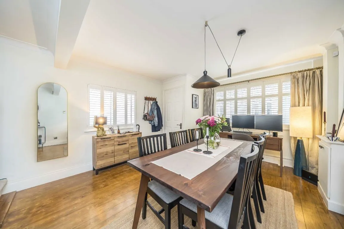 Wellfield Road, SW16, photo 2