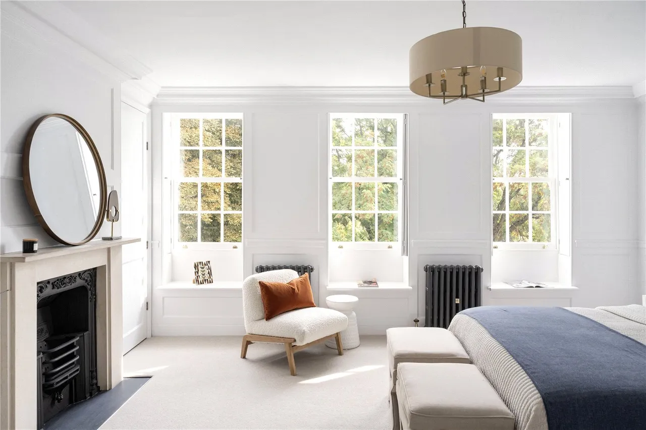 Chiswick Lane South, London, W4, photo 18