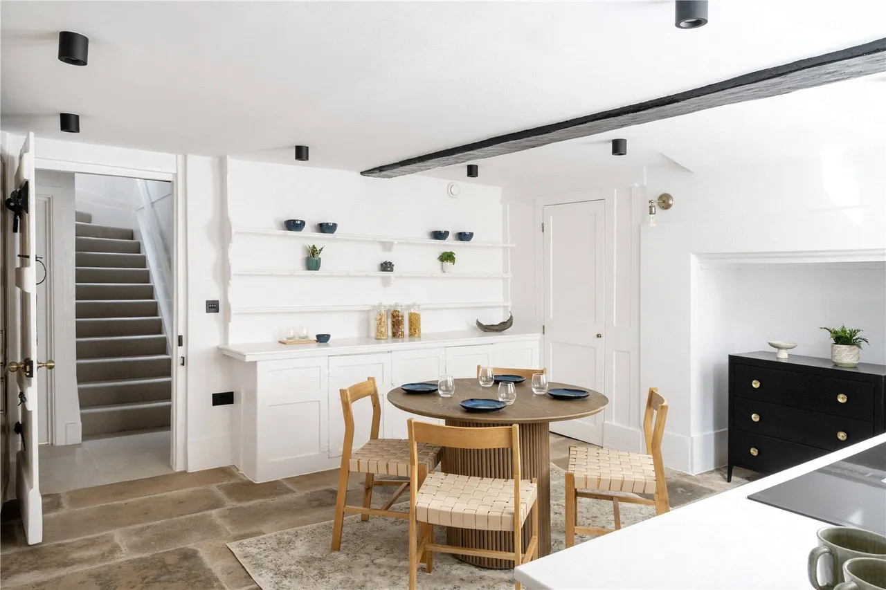 Chiswick Lane South, London, W4, photo 10