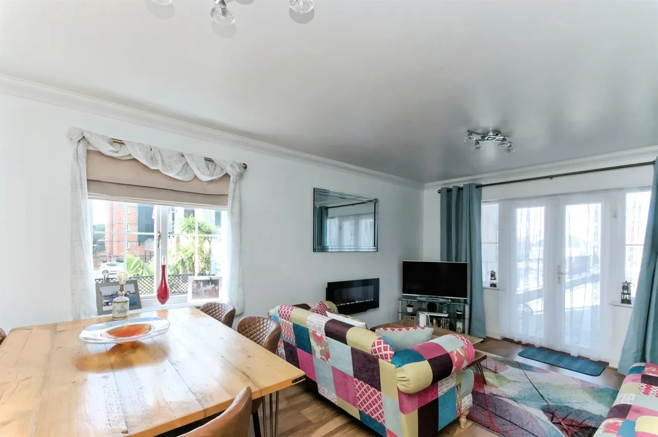 Golden Gate Way, Eastbourne, photo 9