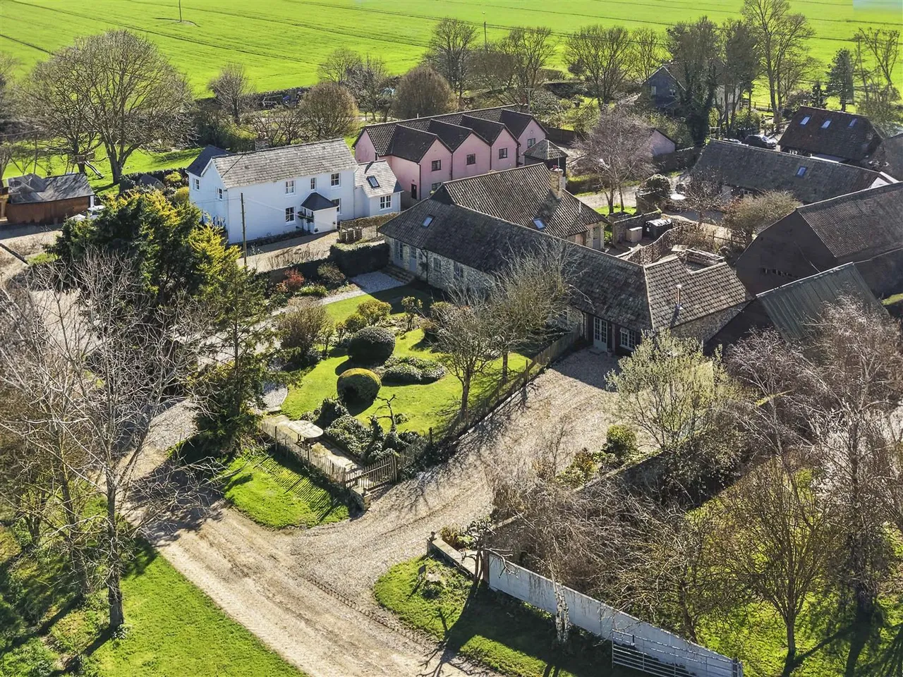 3 bed property for sale, Grange Road, Ickleton, CB10