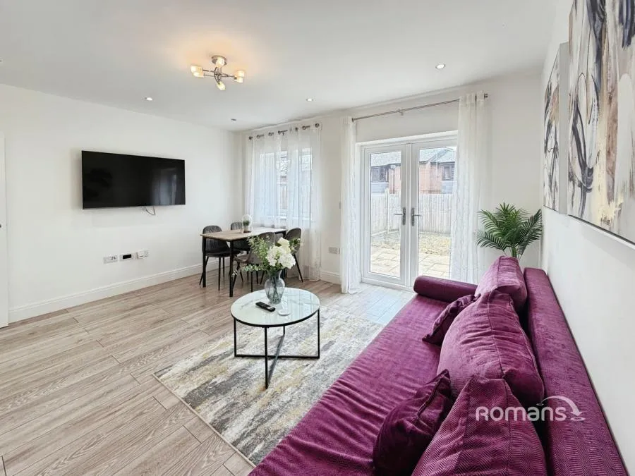 Crescent Drive, Aldershot, GU12, photo 4