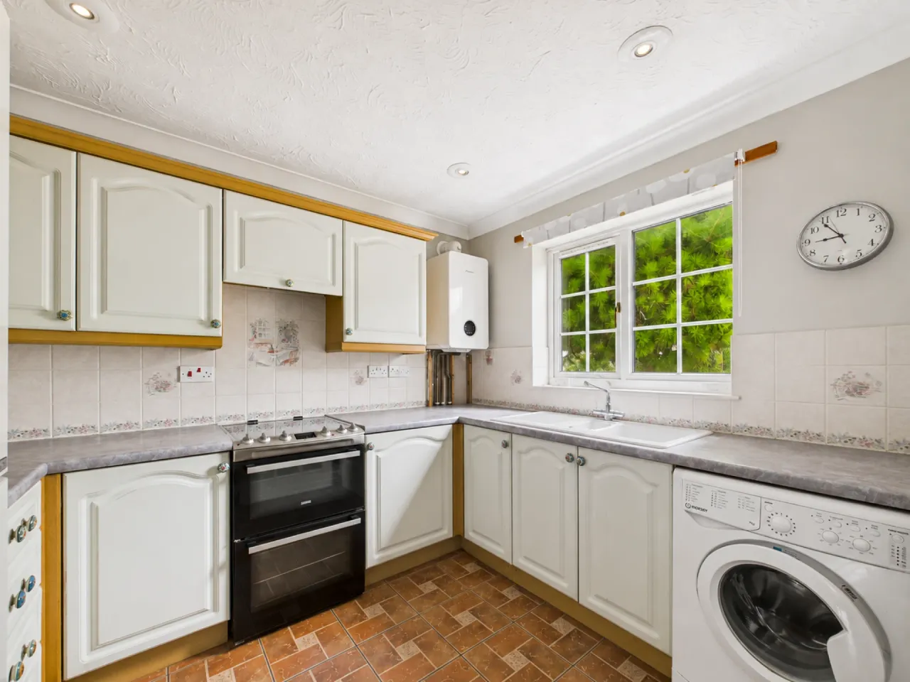 Noahs Drive, Lowestoft, photo 6