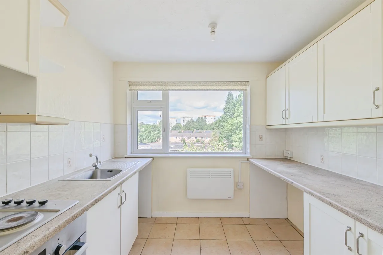 Enfield Close, Birmingham, B23, photo 2