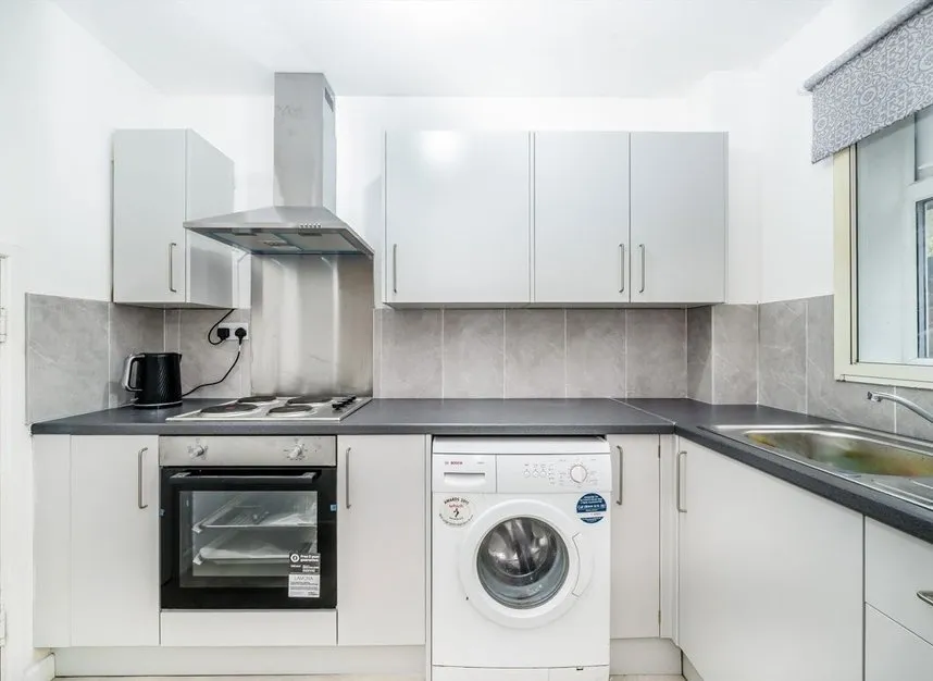 Weavers Close, Isleworth, TW7, photo 4