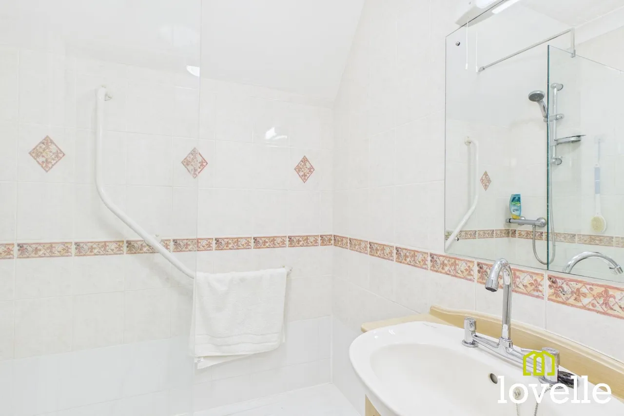Newgate Street, Shardeloes Court, HU16, photo 17