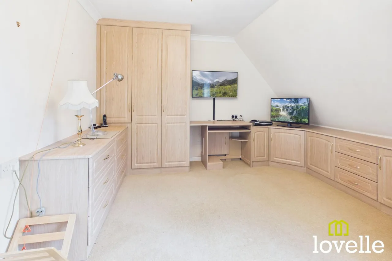 Newgate Street, Shardeloes Court, HU16, photo 5