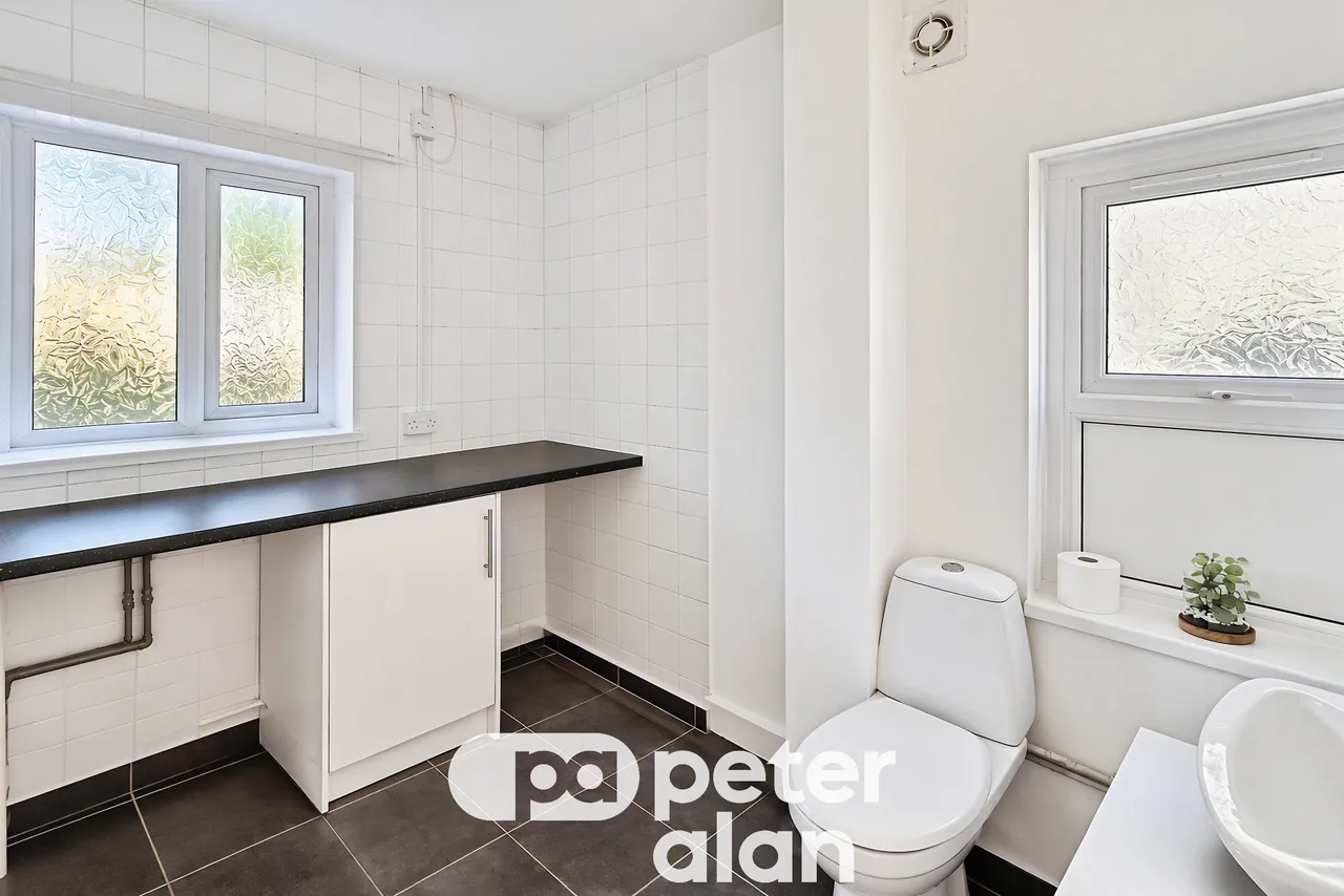 Lodge Avenue, Newport, NP18, photo 6