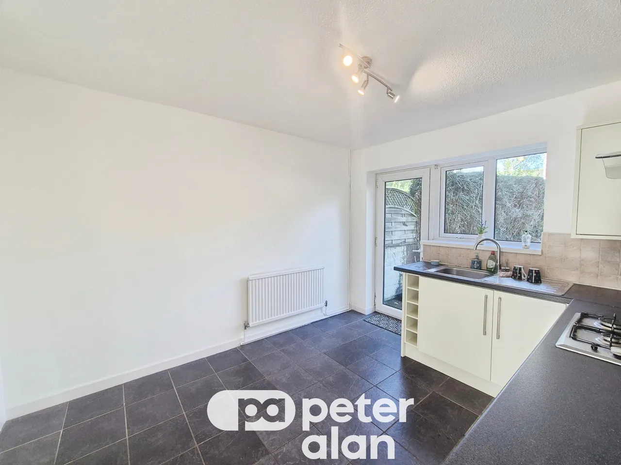 Lodge Avenue, Newport, NP18, photo 4