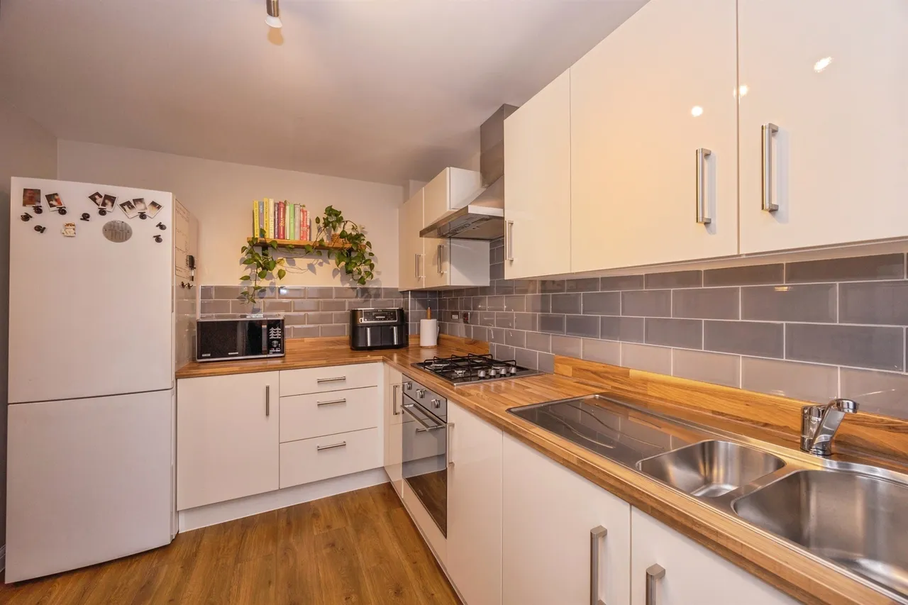 Iris Close, Havant, PO9, photo 10