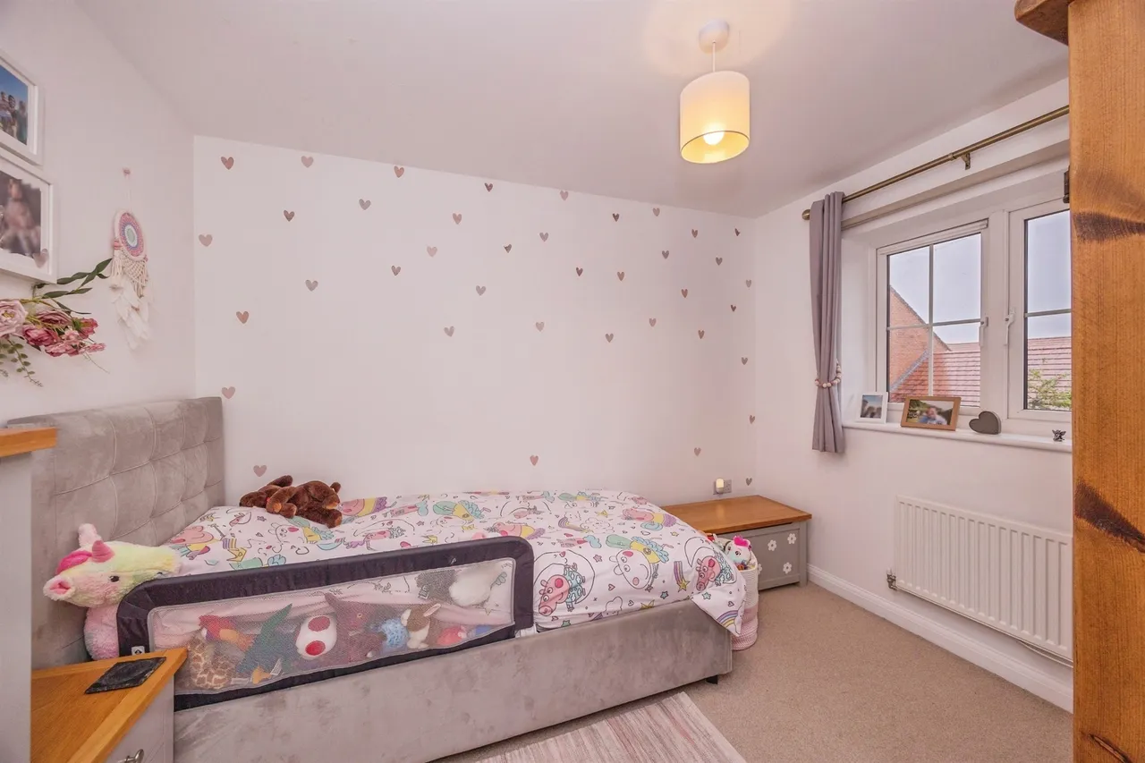 Iris Close, Havant, PO9, photo 16