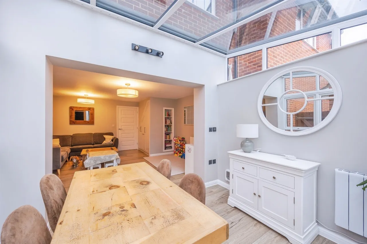 Iris Close, Havant, PO9, photo 12