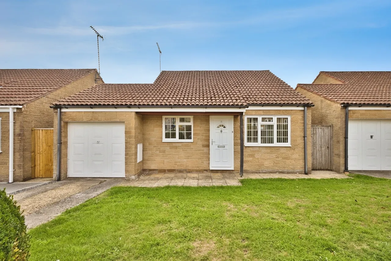 2 bed house for sale — Lower Ream, Yeovil