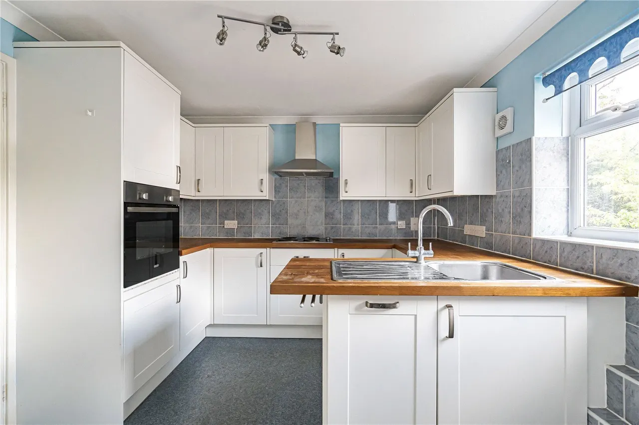 Brewery Road, Woking, GU21, photo 4
