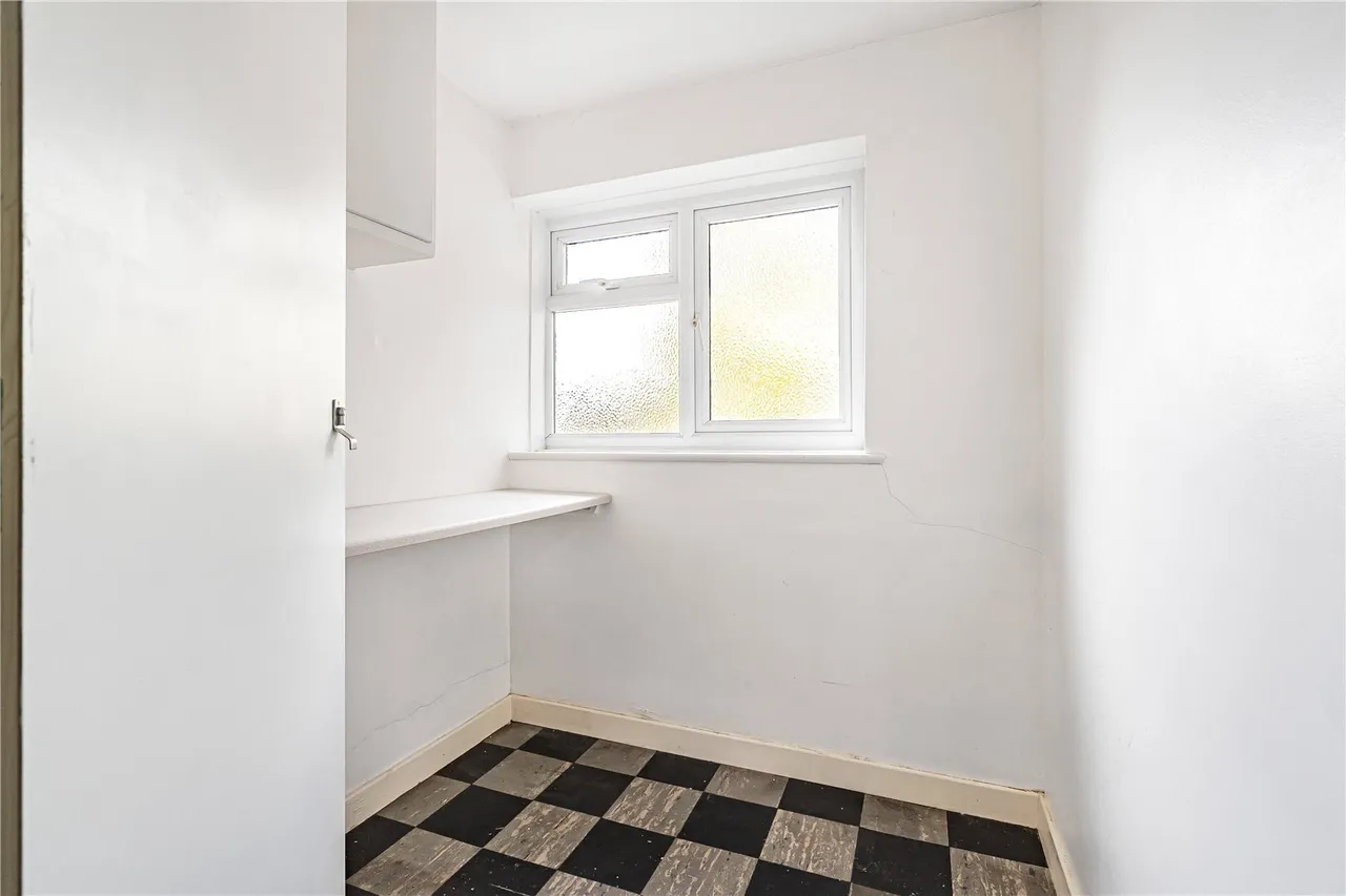Brewery Road, Woking, GU21, photo 9