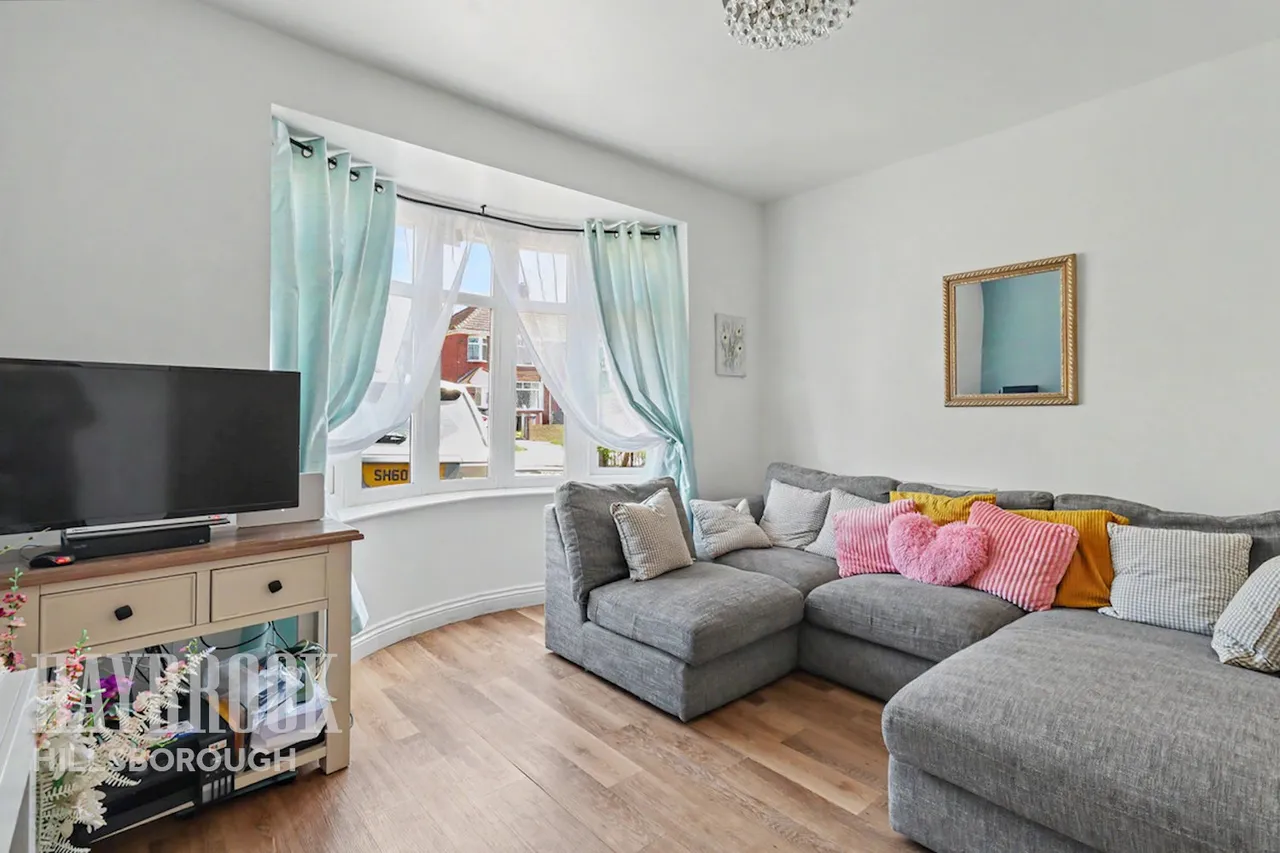 Fox Hill Road, Sheffield, photo 5