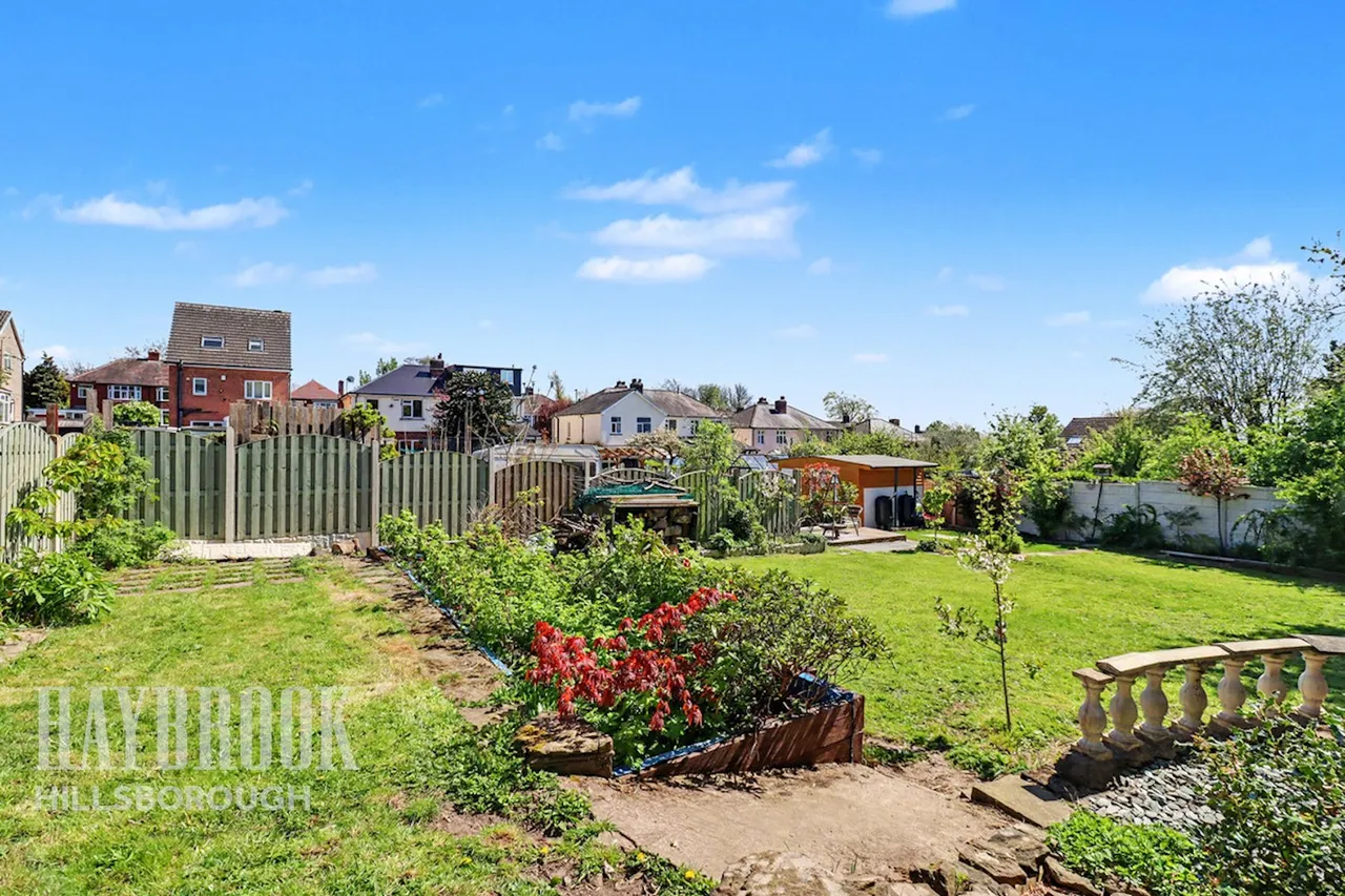 Fox Hill Road, Sheffield, photo 3