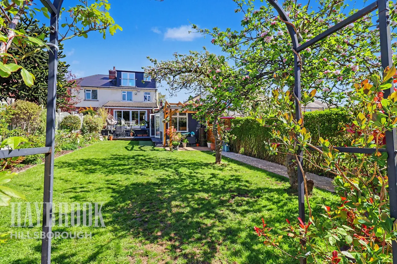 4 bed house for sale, Fox Hill Road, Sheffield