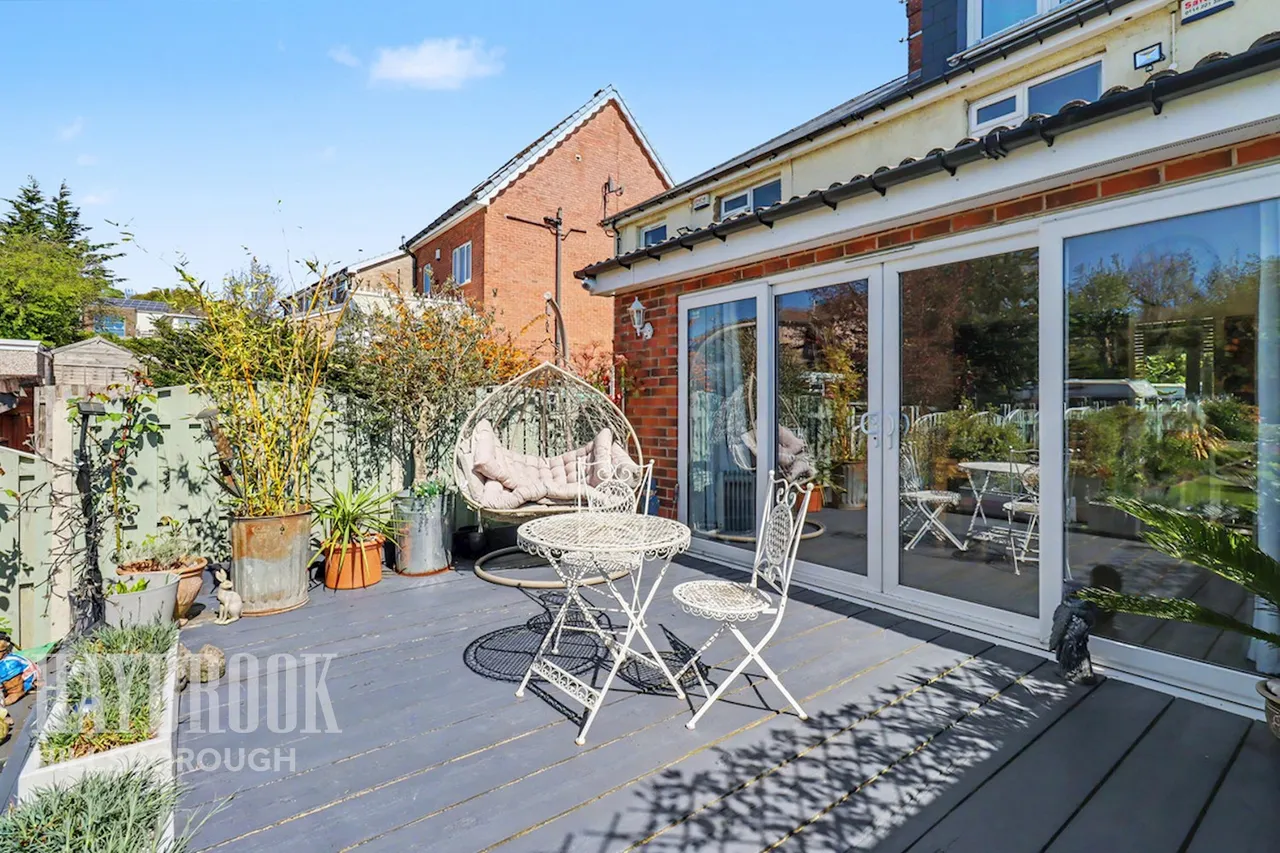 Fox Hill Road, Sheffield, photo 24