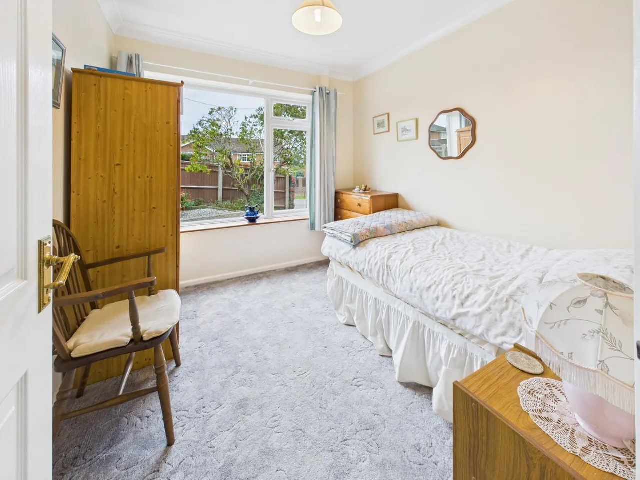 Fairlawn Road, Tadley, RG26, photo 8