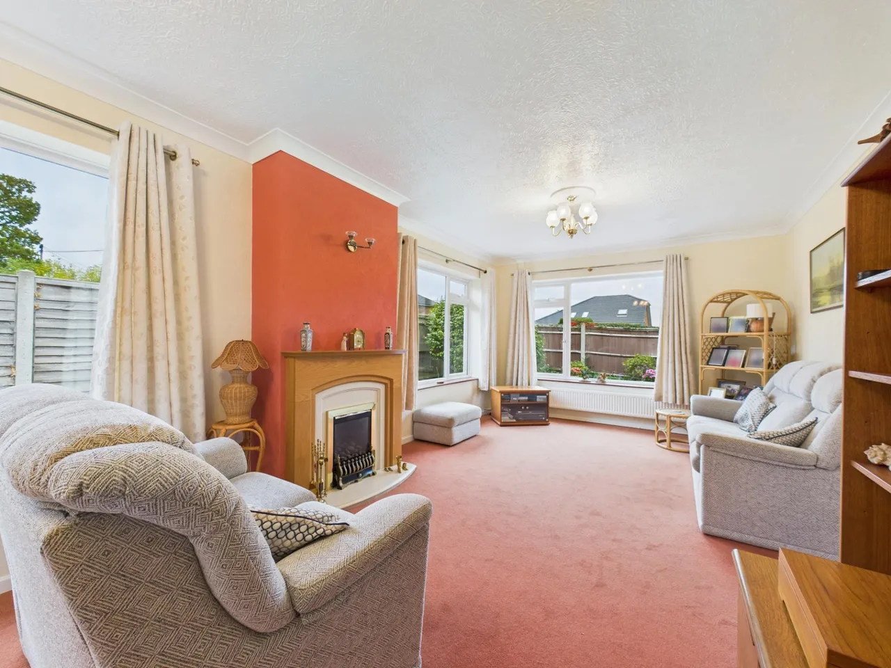 Fairlawn Road, Tadley, RG26, photo 3