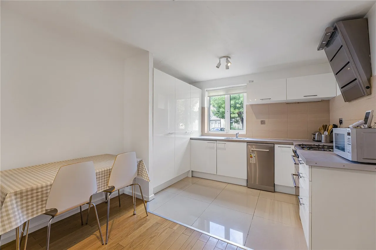 Chargrove Close, London, SE16, photo 3