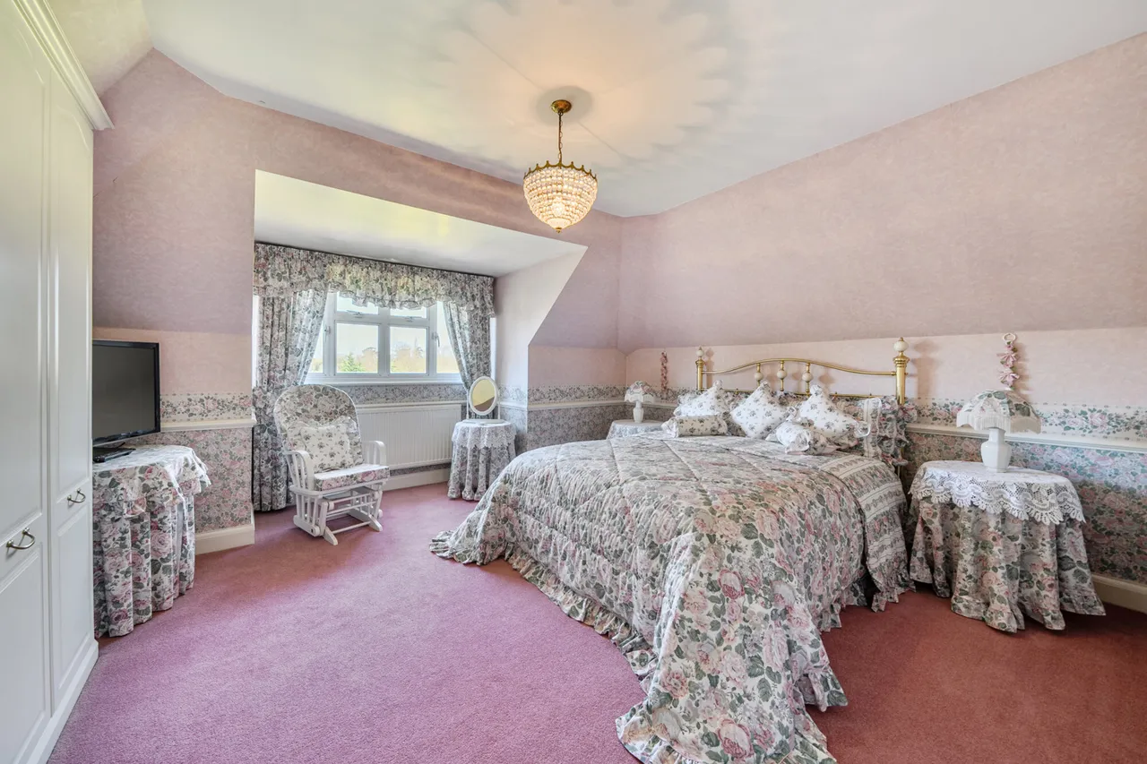 Lime Walk, Denham, UB9, photo 15
