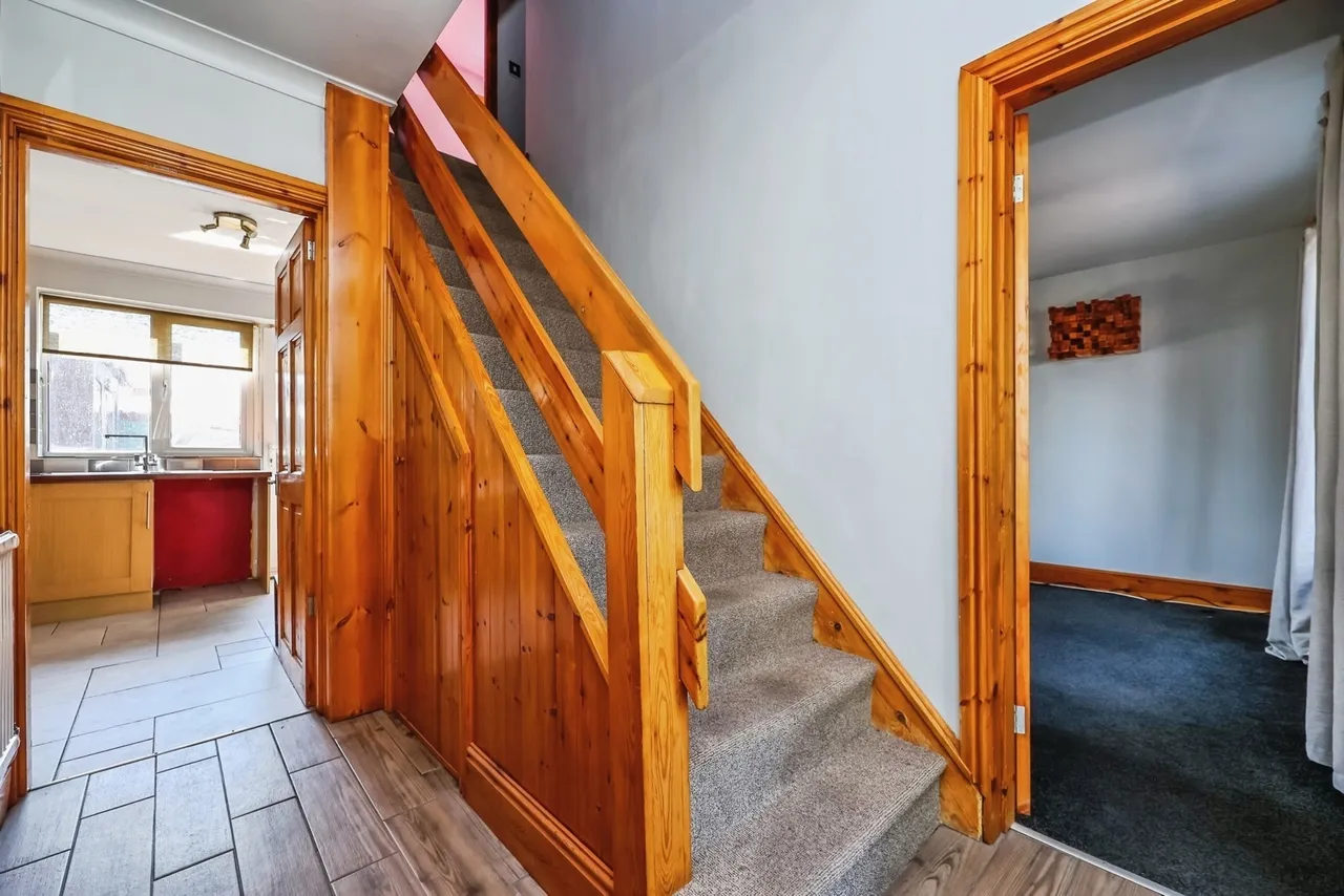 Brandish Crescent, Clifton, Nottingham, NG11, photo 9
