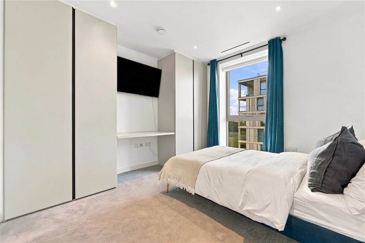 Downs Road, London, E5, photo 5