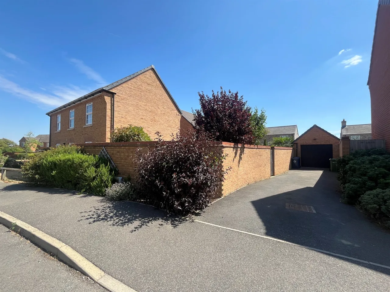 Mahaddie Way, Huntingdon, PE28, photo 6