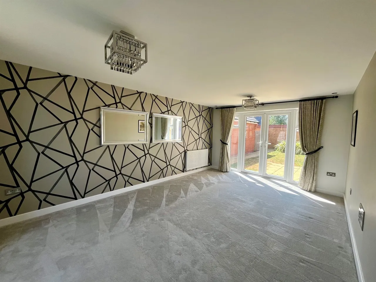 Mahaddie Way, Huntingdon, PE28, photo 3