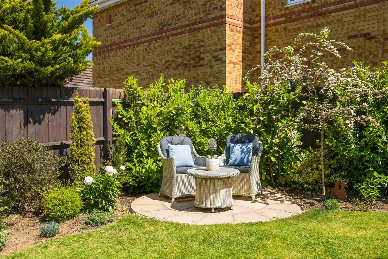 Castell Close, Hilperton, BA14, photo 15