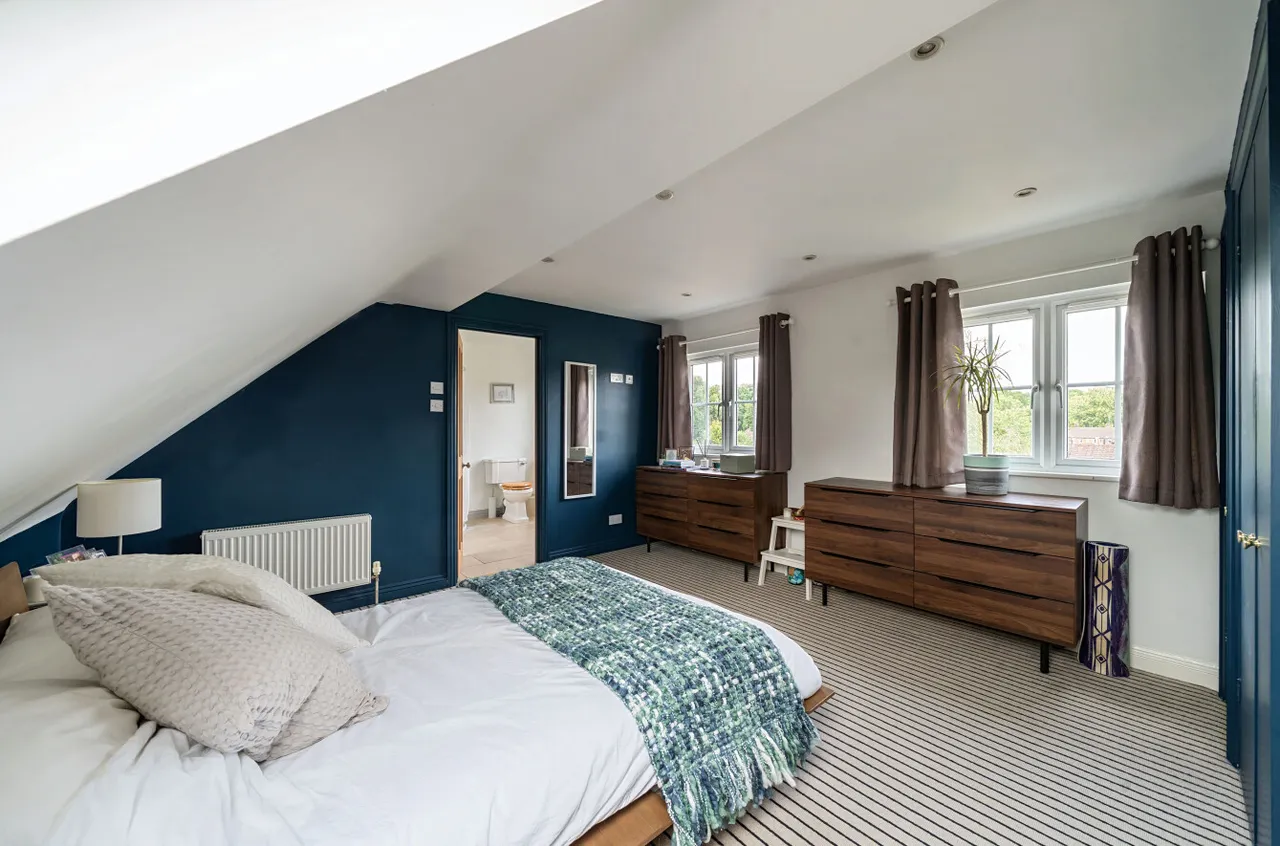 Moors Close, Colden Common, SO21, photo 7