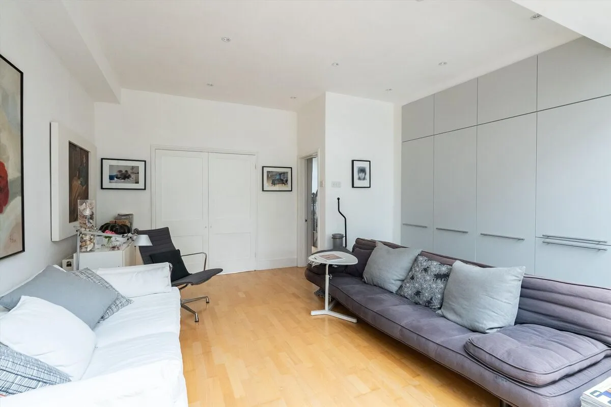 Faraday Road, London, SW19, photo 26
