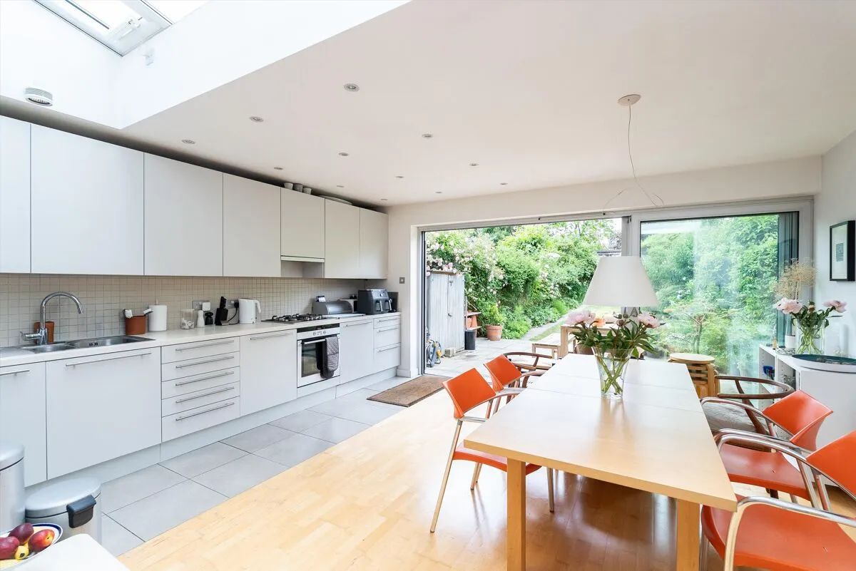 Faraday Road, London, SW19, photo 4