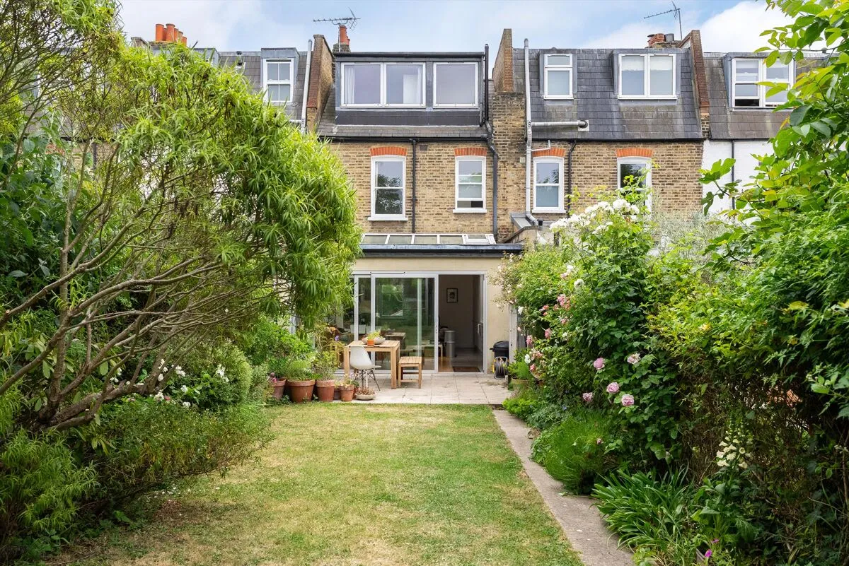 4 bed house for sale, Faraday Road, London, SW19