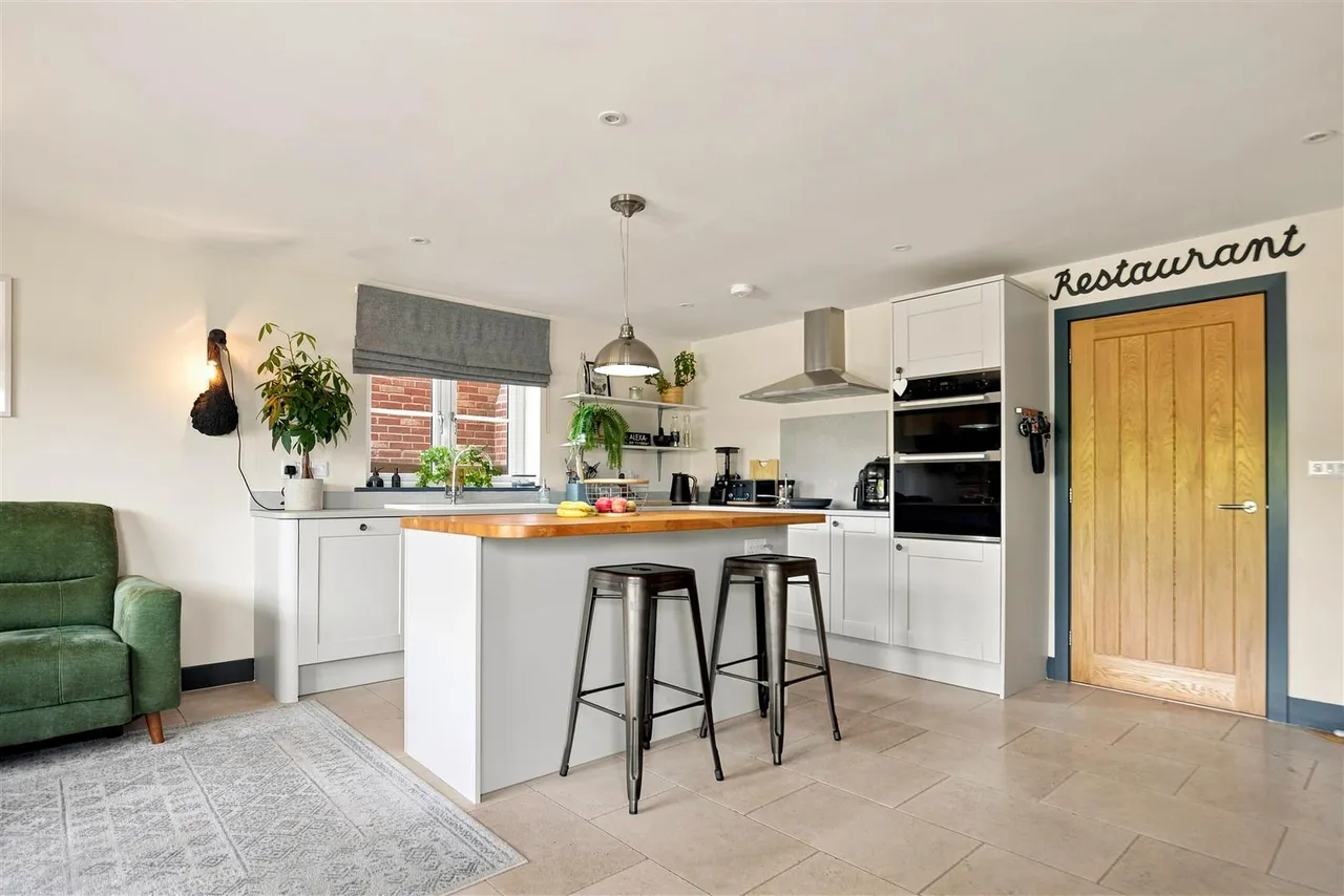 Church Road, South Lopham, IP22, photo 3