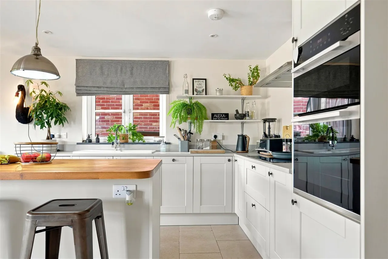 Church Road, South Lopham, IP22, photo 7