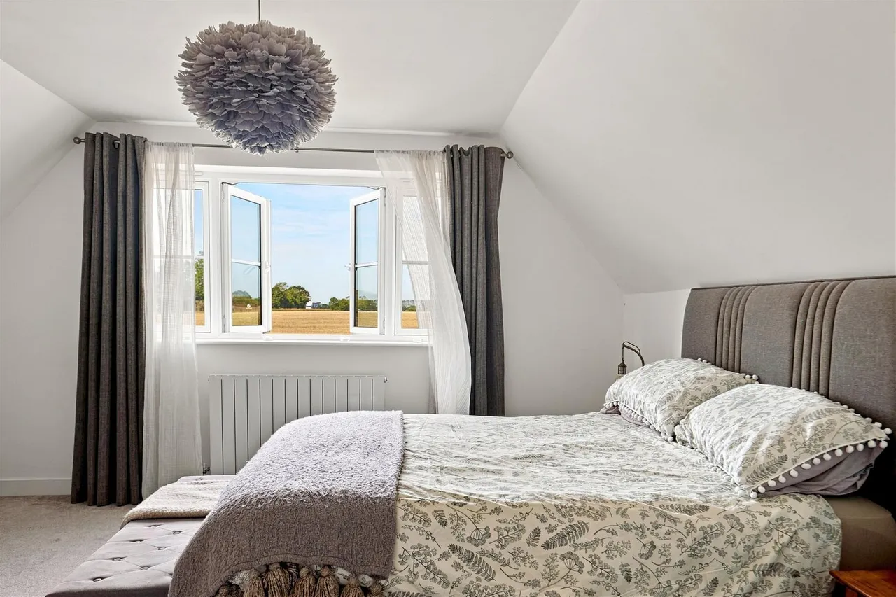Church Road, South Lopham, IP22, photo 12
