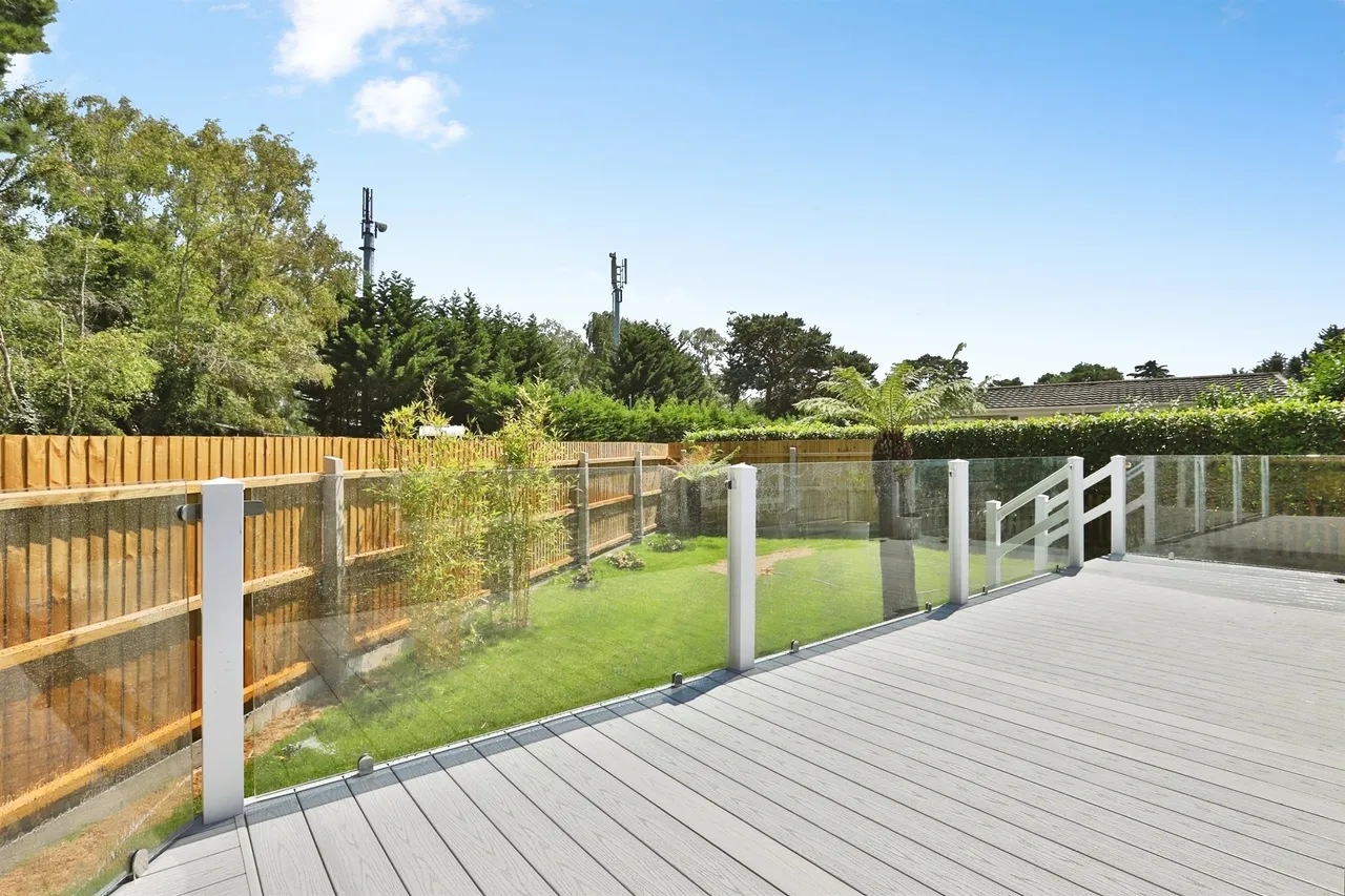 Matchams Lane, Hurn, BH23, photo 10