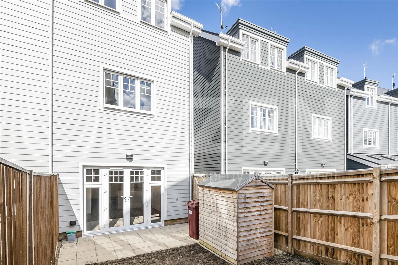 Maine Street, Reading, RG2, photo 15