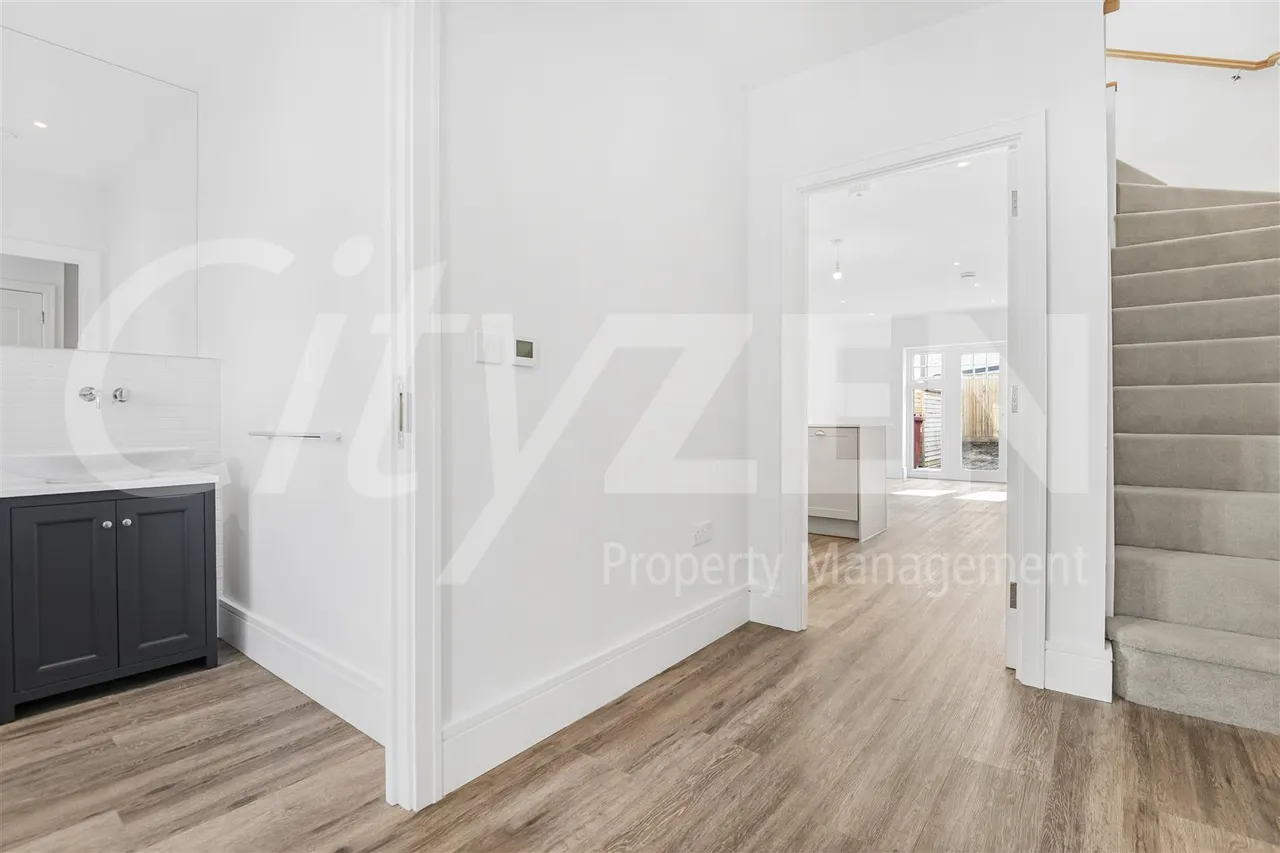 Maine Street, Reading, RG2, photo 23