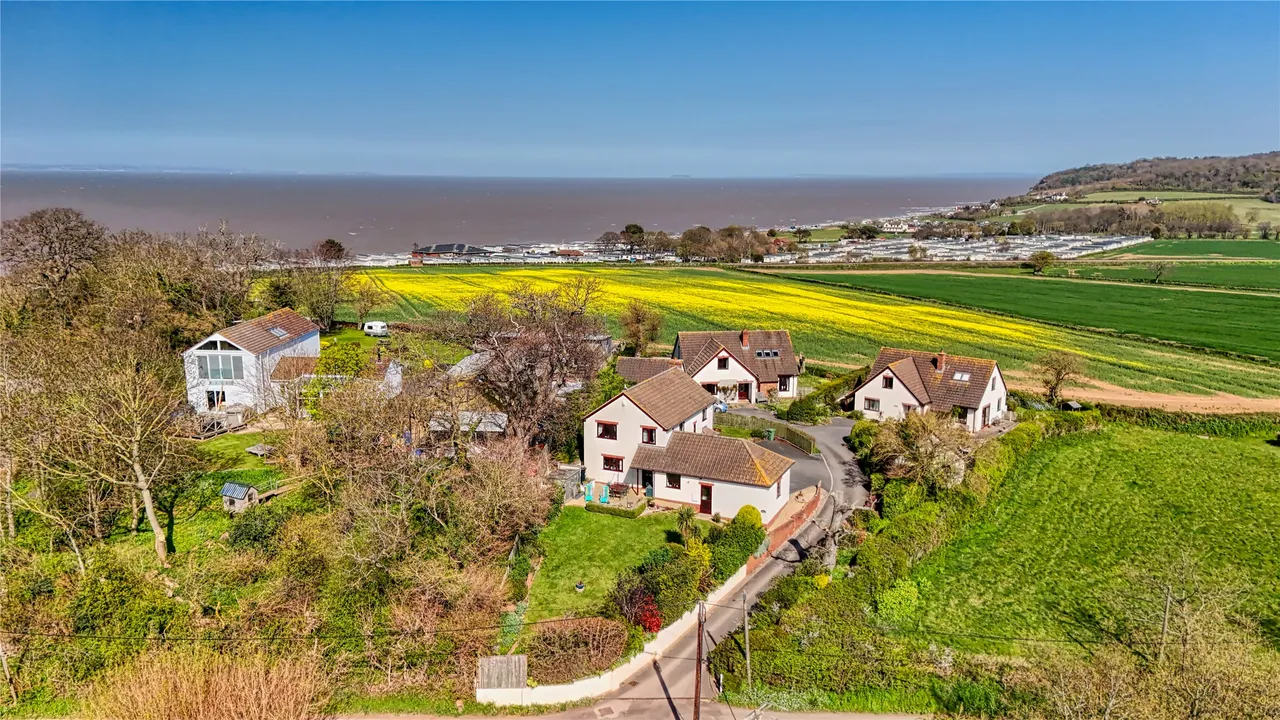 4 bed house for sale, Wood Lane, Blue Anchor, TA24