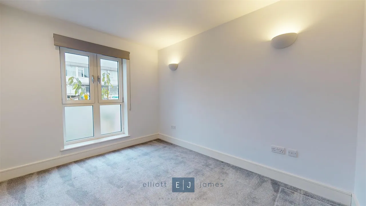 High Road, Loughton, IG10, photo 7