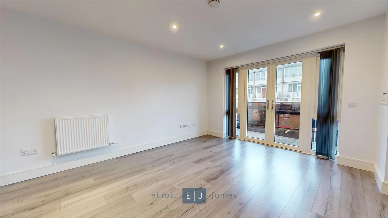High Road, Loughton, IG10, photo 4