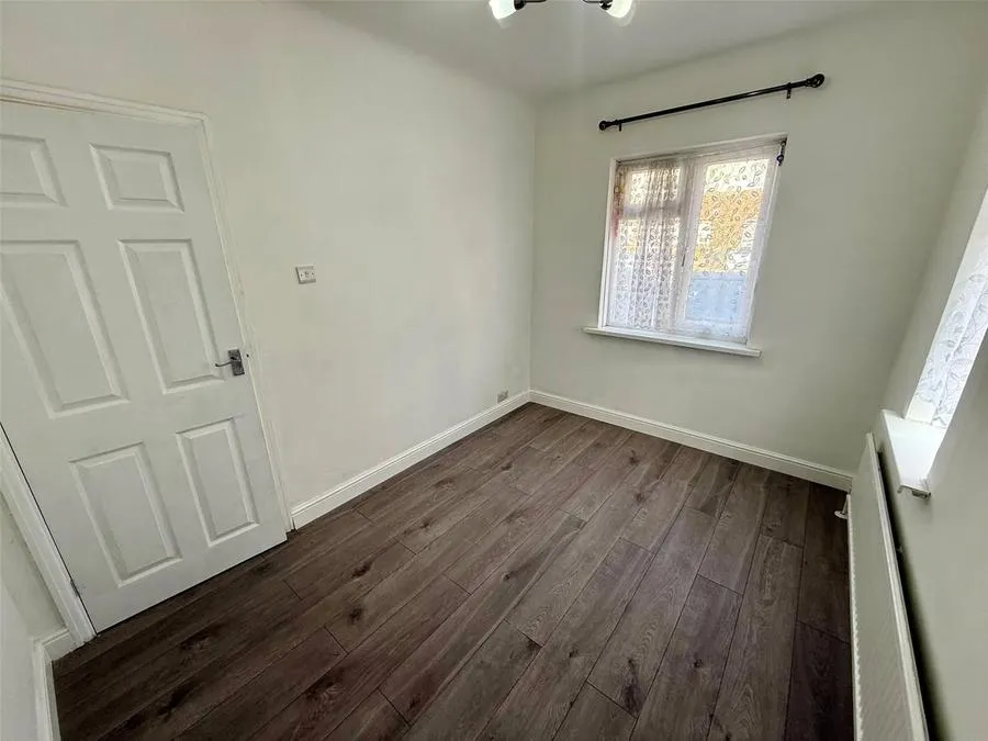 Clifton Road, Slough, SL1, photo 7