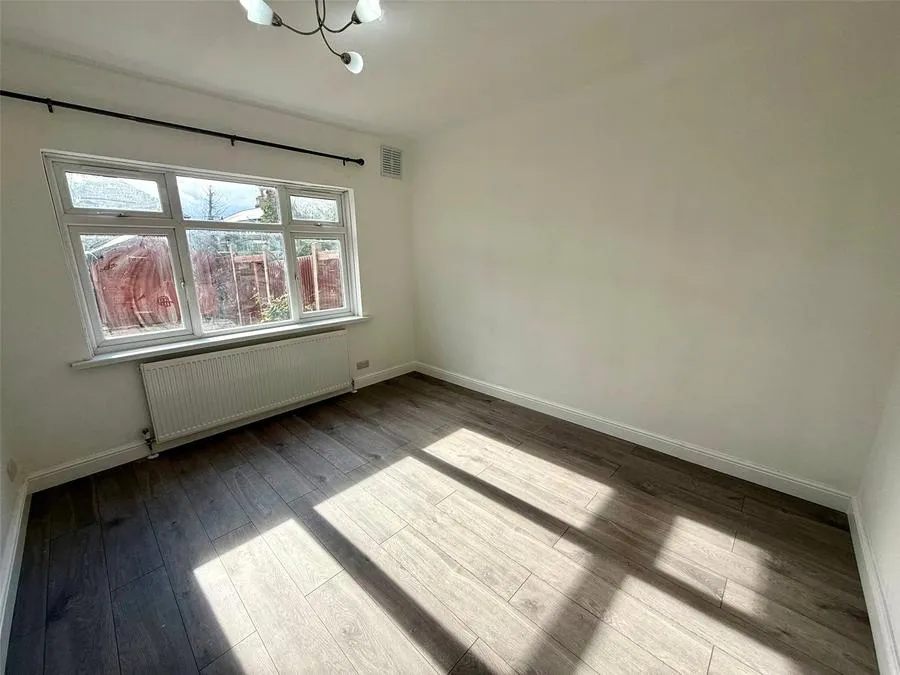 Clifton Road, Slough, SL1, photo 5