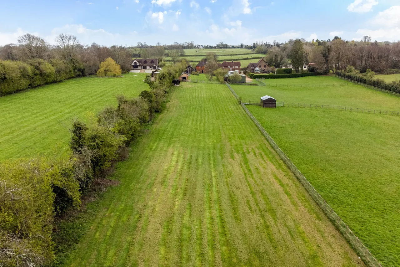 Goatacre Road, Medstead, GU34, photo 2