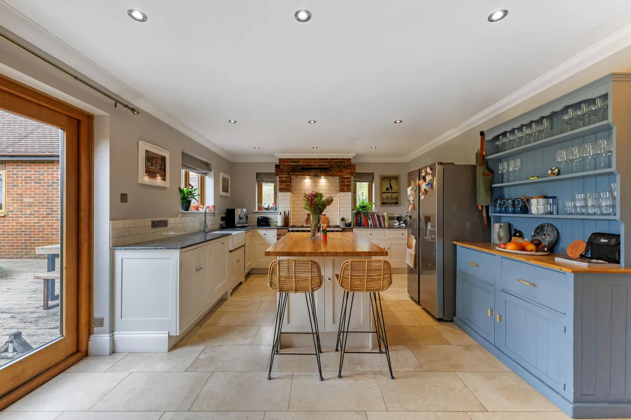 Goatacre Road, Medstead, GU34, photo 5