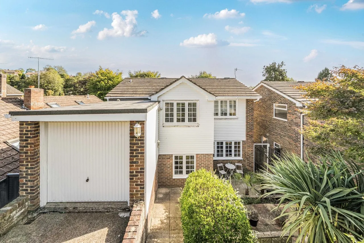 4 bed house for sale, Hillside Way, Withdean, BN1